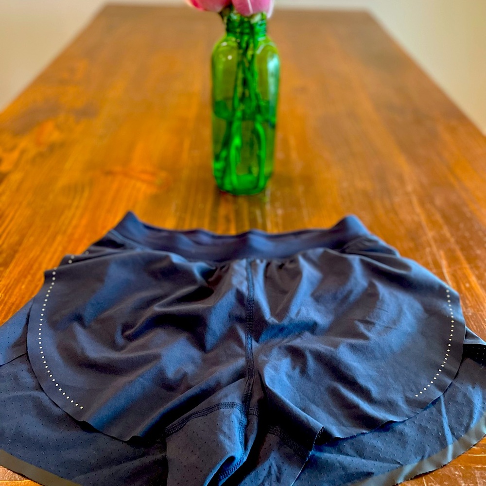 Find Your Pace shorts 3”